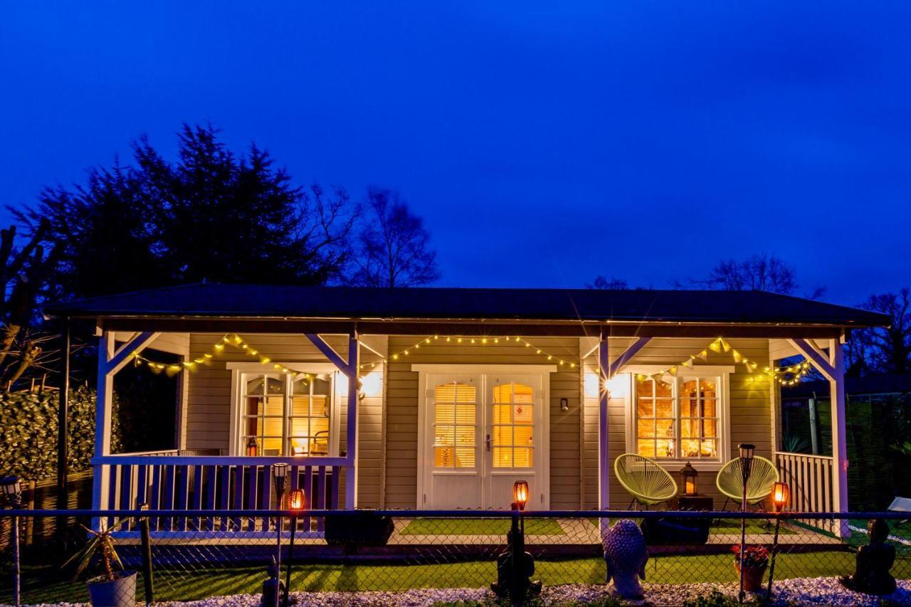 The Retreat Log Cabin Sudbury  Exterior photo